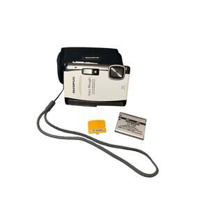 Olympus white style tough 6000 10MP waterproof & shockproof digital camera